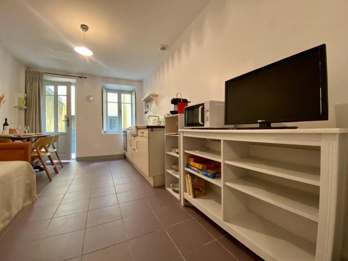 La Casa Poliglota Aux Portes De La Cité Médiévale Apartamento Carcasona